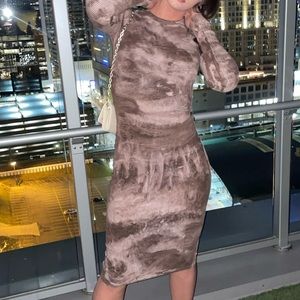 brown long sleeve midi dress